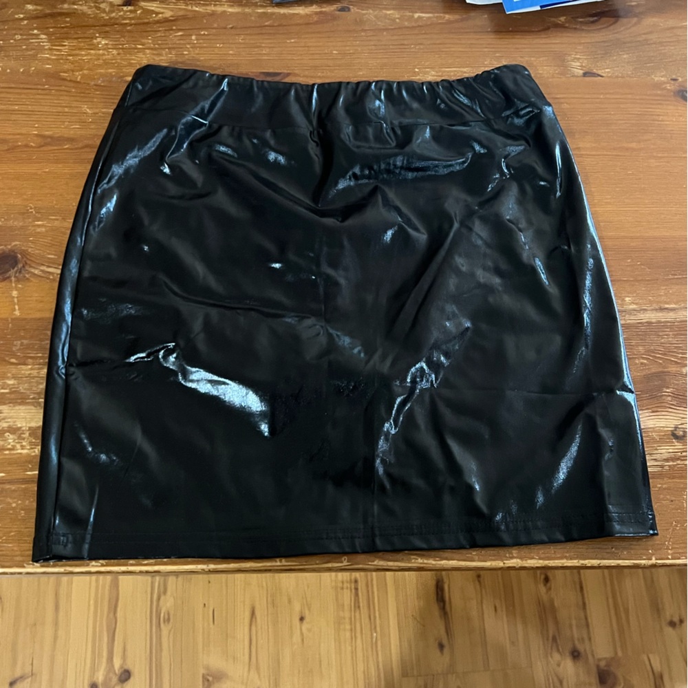 Kate Kasin, Size: M, Color: Black